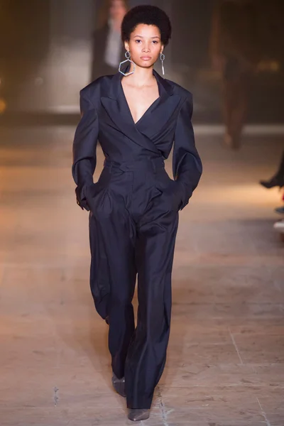 Look 26